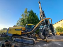Surface drill rig